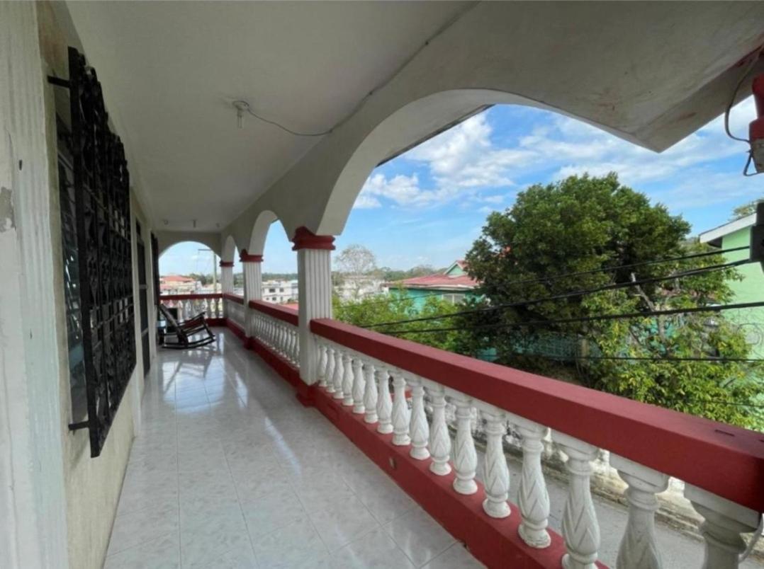 Arnold'S Guest House ซานอิกนาซิโอ ภายนอก รูปภาพ